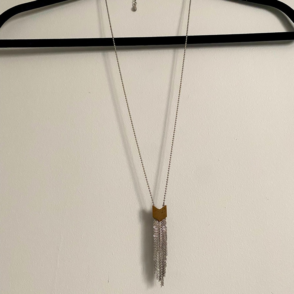 Dangle pendant necklace
